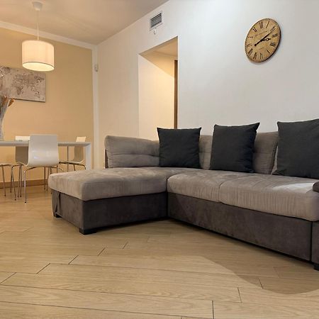 Comecasa Modern Apartment In Historical Centre Άστι Εξωτερικό φωτογραφία
